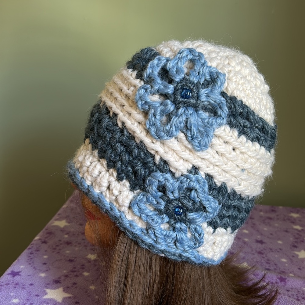Elegant crochet beanie medium soft acrylic thick yarn warm